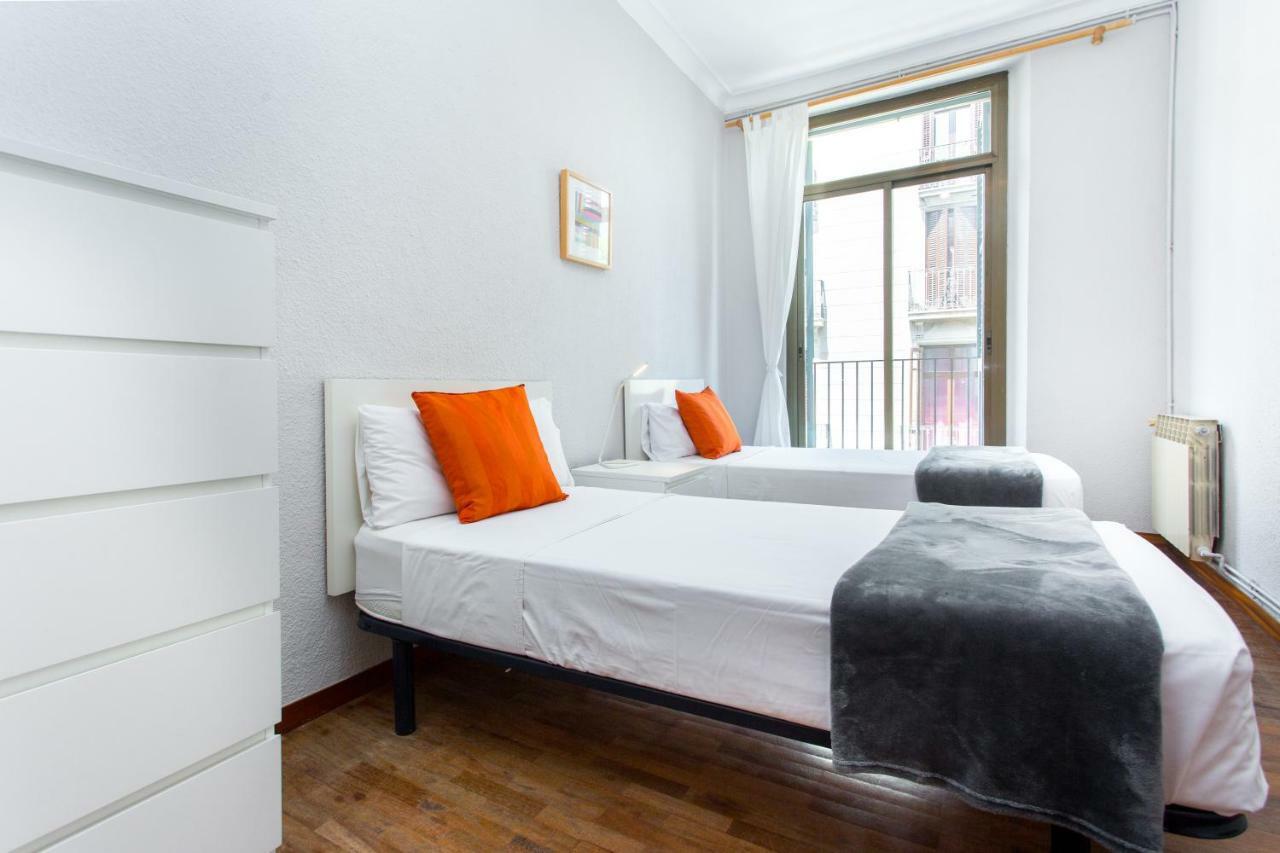 Friendly Rentals Rambla Flower Barcelona Exterior photo